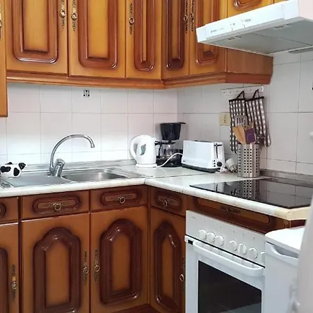 Bonito Apartamento De 1 Dormitorio, En Centro De Los Cristianos