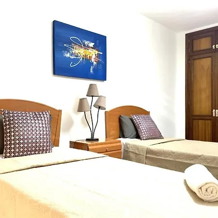 Bonito Apartamento De 1 Dormitorio, En Centro De Los Cristianos