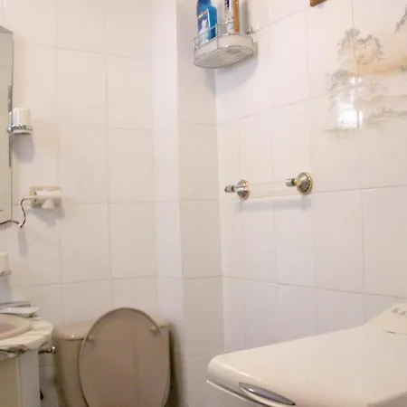 Bonito Apartamento De 1 Dormitorio, En Centro De Los Cristianos *