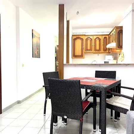 Bonito Apartamento De 1 Dormitorio, En Centro De Los Cristianos * Los Cristianos (Tenerife)